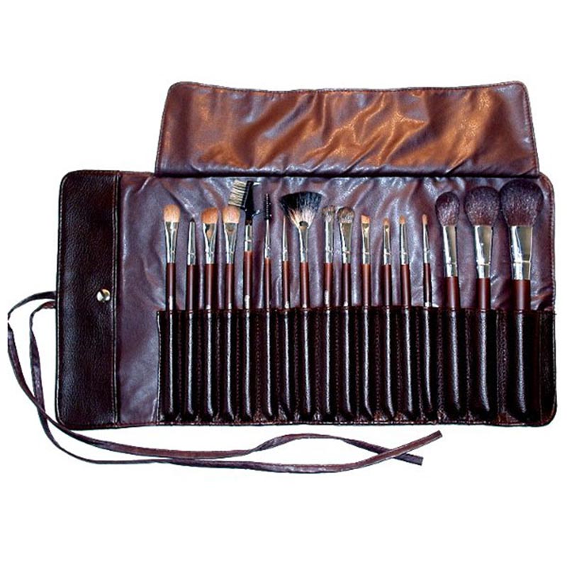 P05850 SET DE PINCELES PROF X 17